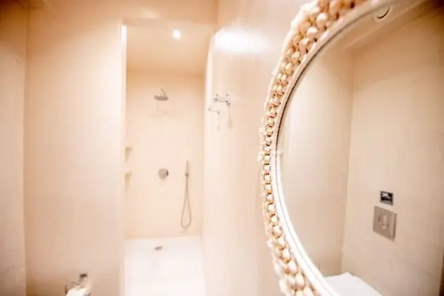 Superior Suite with private heated pool & Sea View