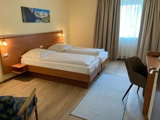 Economy Tek Büyük Yataklı Oda, 1 Çift Kişilik veya 2 Tek Kişilik Yatak