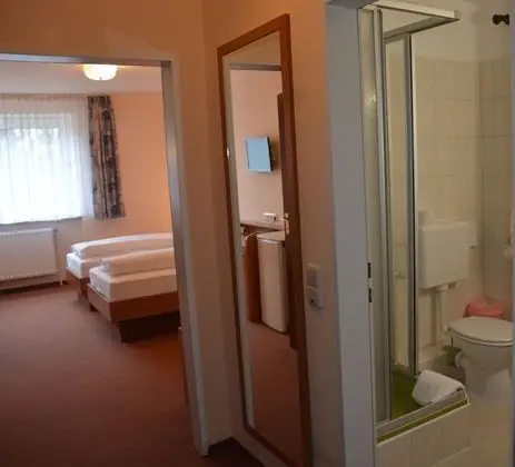 Economy Tek Büyük Yataklı Oda, 1 Çift Kişilik veya 2 Tek Kişilik Yatak