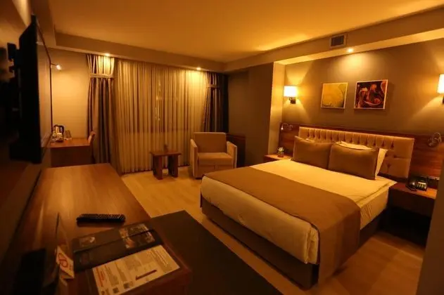 Standart Oda, Şehir Manzaralı