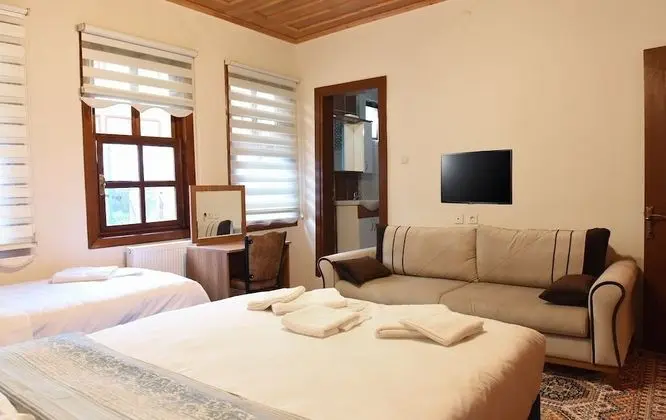 Standard Üç Kişilik Oda, Şehir Manzaralı