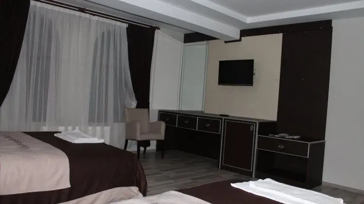 Standart İki Kişilik Oda