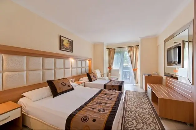 https://imagessl.etstur.com/files/images/hotelImages/test/TR/51805/l/STD2.jpg