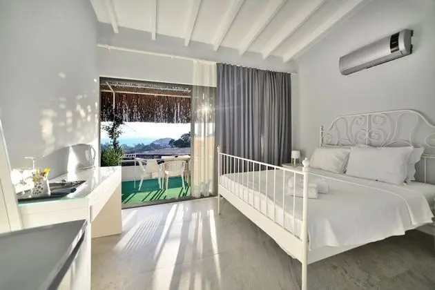 Deluxe Tek Büyük Yataklı Oda, Deniz Manzaralı