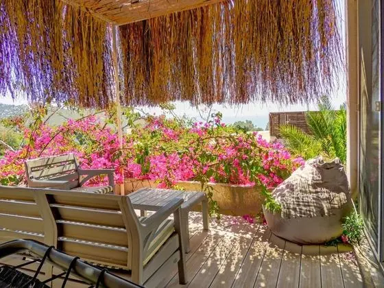 Balayı Odası, Deniz Manzaralı, Teraslı
