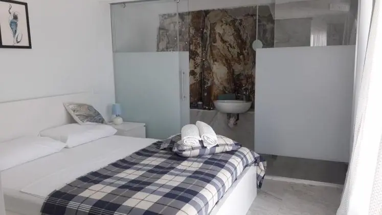 Deluxe Aile Suiti, Deniz veya Bahçe Manzaralı, Verandalı