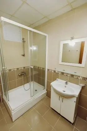 Tek Kişilik, Bahçe Manzaralı