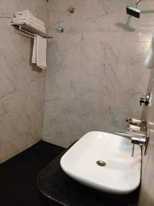Royal Tek Büyük Yataklı Oda, 1 Büyük (Queen) Boy Yatak