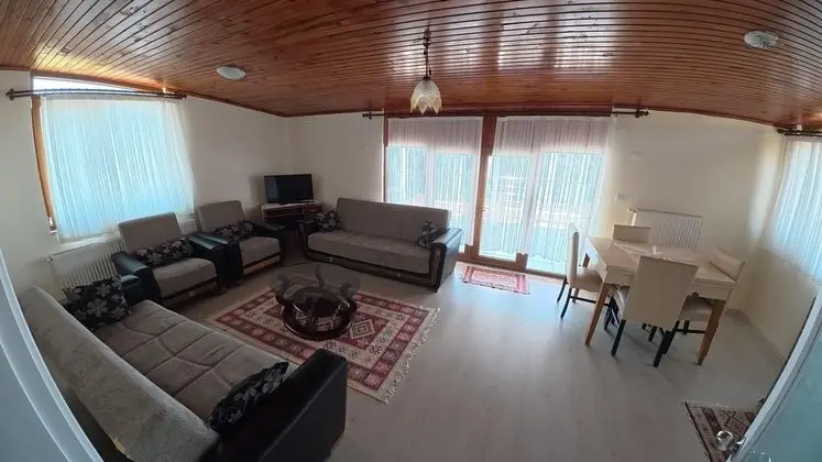 Daire-İki Yatak Odalı, Deniz Manzaralı