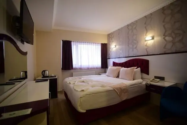 Standard Tek Büyük veya İki Ayrı Yataklı Oda, 1 Çift Kişilik Yatak, Şehir Manzaralı