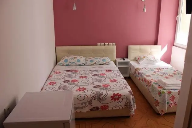 Aile Odası, Kara Manzaralı