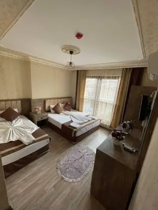 Family Room, Garden View