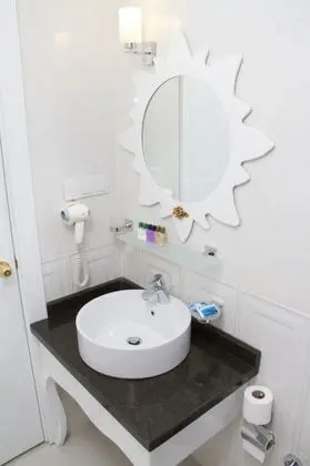 Standart Oda, Kara veya Havuz Manzaralı