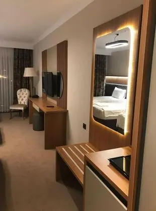 Standart Oda, Şehir Manzaralı, Fransız Balkonlu