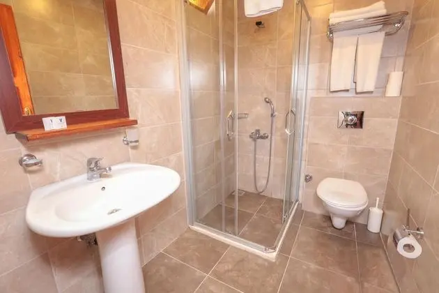 Standart Bungalow Oda Banyo