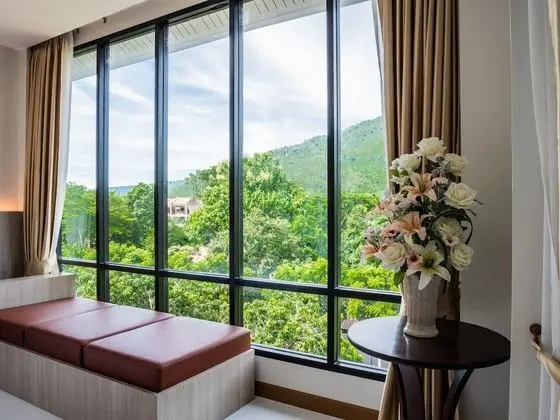 Grand Deluxe Room