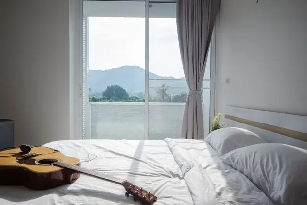 Suite with Mountain View