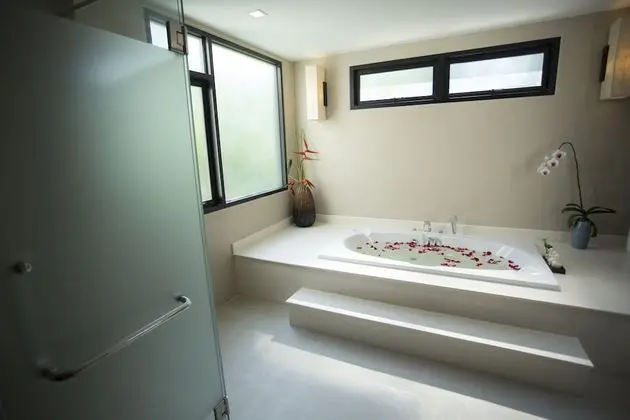 Deluxe Pool Villa