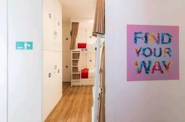 Standard Ortak Ranzalı Oda, Karma Ranzalı Oda, Havuz Manzaralı