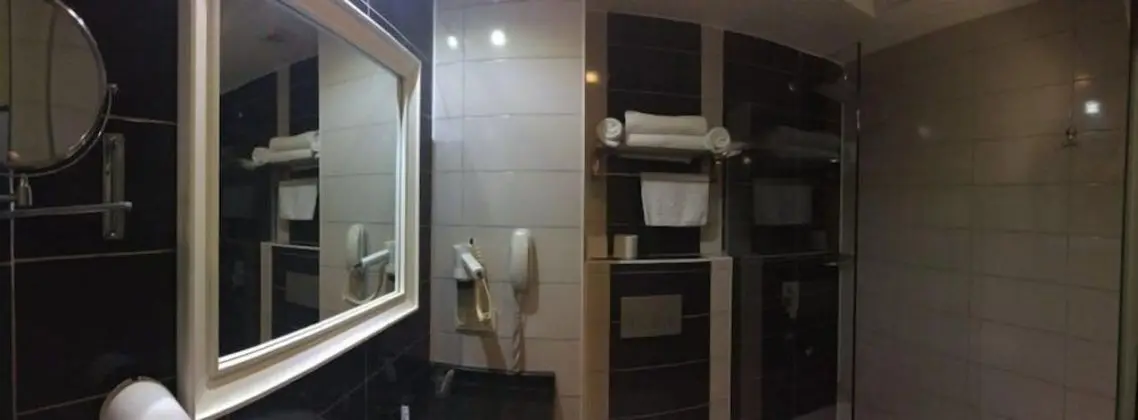 Standard Tek Büyük veya İki Ayrı Yataklı Oda