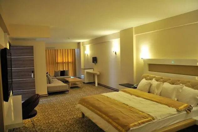 Suite, Şehir Manzaralı