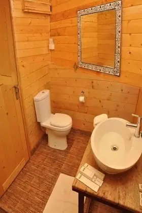 Premier Kır Evi, 1 Büyük (Queen) Boy Yatak, Deniz Manzaralı