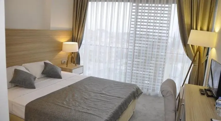 Standart Oda, Şehir Manzaralı