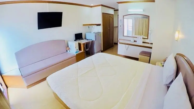 Deluxe Tek Büyük Yataklı Oda
