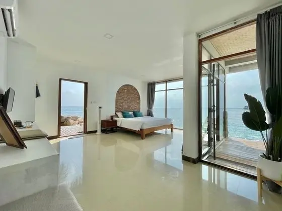 Villa Beach Front