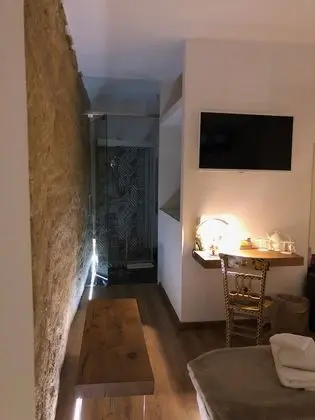 Luxury Tek Büyük Yataklı Oda (Roccia)