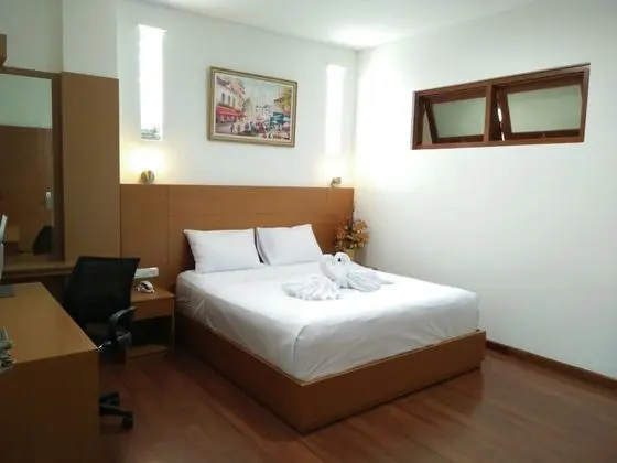 Standard Tek Büyük Yataklı Oda