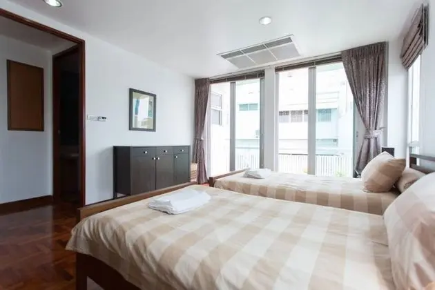 One bedroom suite with Twin bed