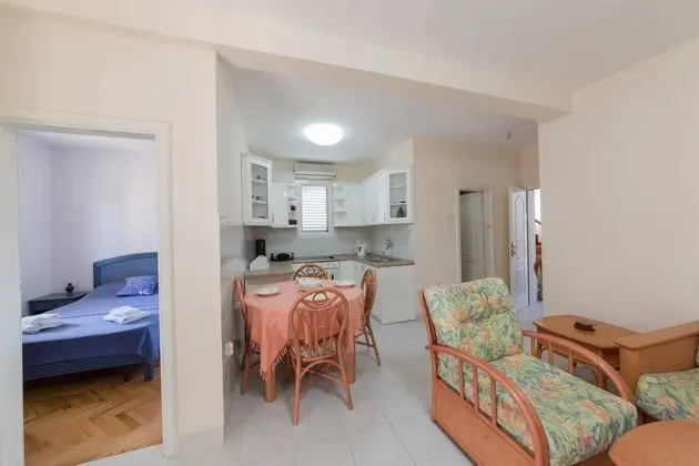 Apart Daire Two Bedrooms With Terrace