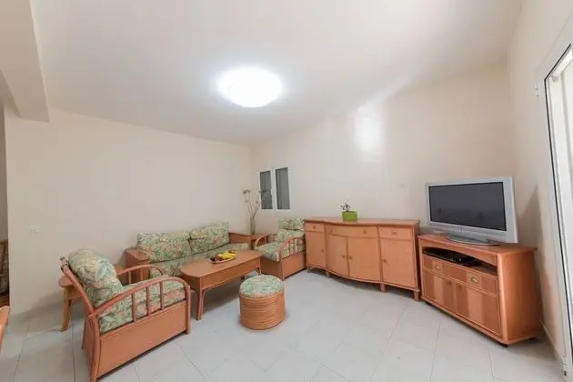 Apart Daire Two Bedrooms With Terrace