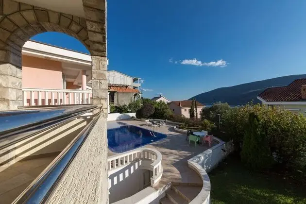 Apart Daire Two Bedrooms With Terrace