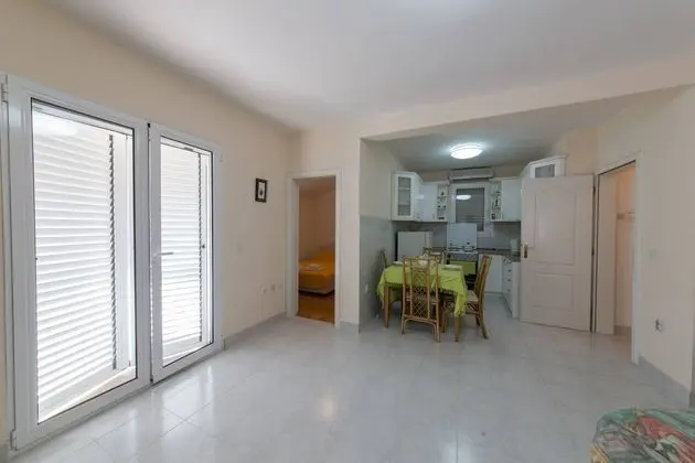 Apart Daire Two Bedrooms With Terrace