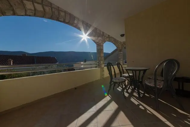 Apart Daire Two Bedrooms With Terrace