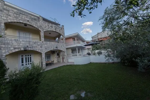 Apart Daire Two Bedrooms With Terrace