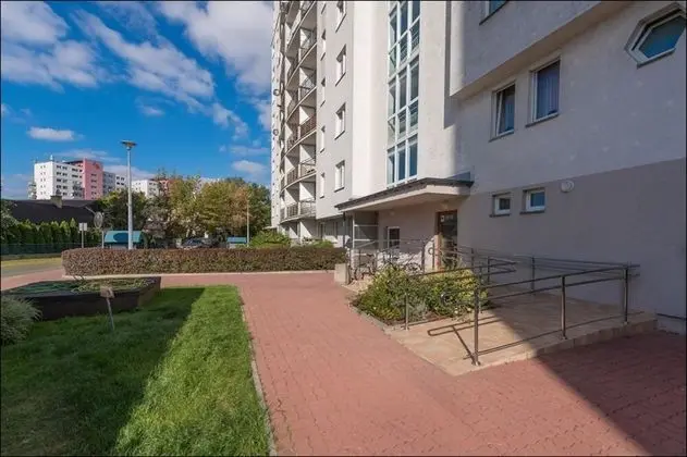 Standard Stüdyo (at 27 Rodziny Polanieckich Street)