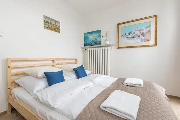 Apart Daire, 2 Yatak Odası (at 9 Grzybowska Street)