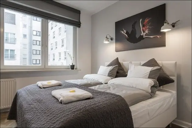 Apart Daire, 2 Yatak Odası, Balkon (at 38 Nowogrodzka Street)