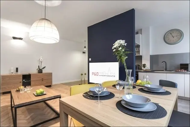 Apart Daire, 2 Yatak Odası (at 38 Nowogrodzka Street)