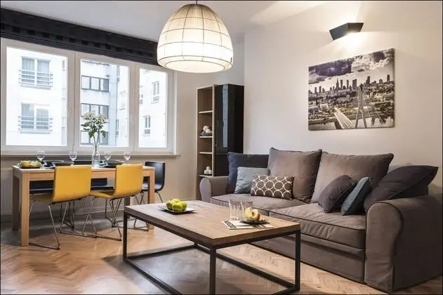 Apart Daire, 2 Yatak Odası (at 38 Nowogrodzka Street)