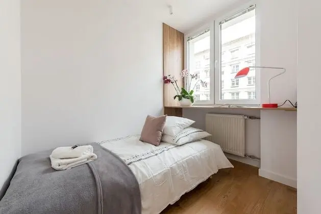 Apart Daire, 2 Yatak Odası (at 89 Jerozolimskie Avenue)