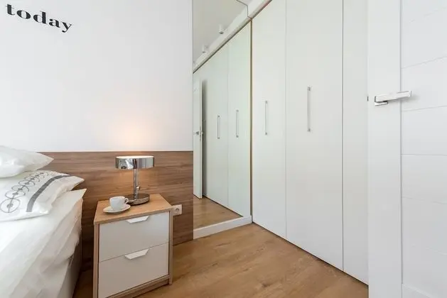 Apart Daire, 2 Yatak Odası (at 89 Jerozolimskie Avenue)