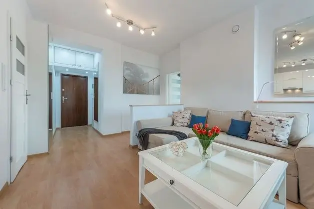 Apart Daire, 2 Yatak Odası (22 Białobrzeska Street)