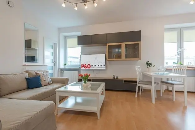 Apart Daire, 2 Yatak Odası (22 Białobrzeska Street)