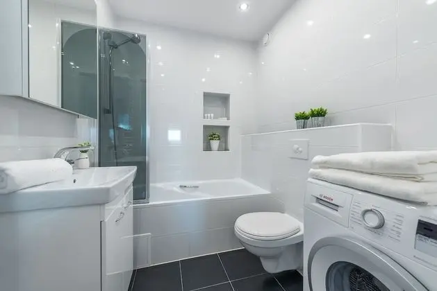 Apart Daire, 2 Yatak Odası (22 Białobrzeska Street)