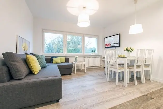 Apart Daire, 2 Yatak Odası (4a Strubiczow Street)