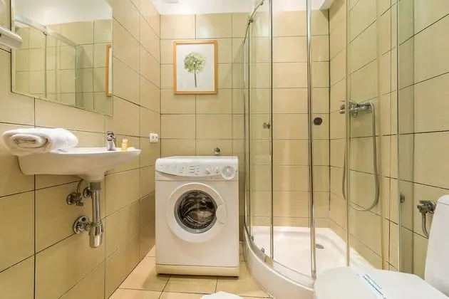 Studio Apartment (at 12 Miodowa Street)